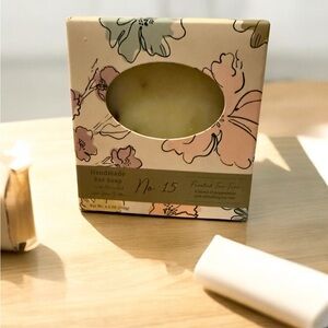 New Cait and Co wild blossom soap in the scent Frosted Tea Tree